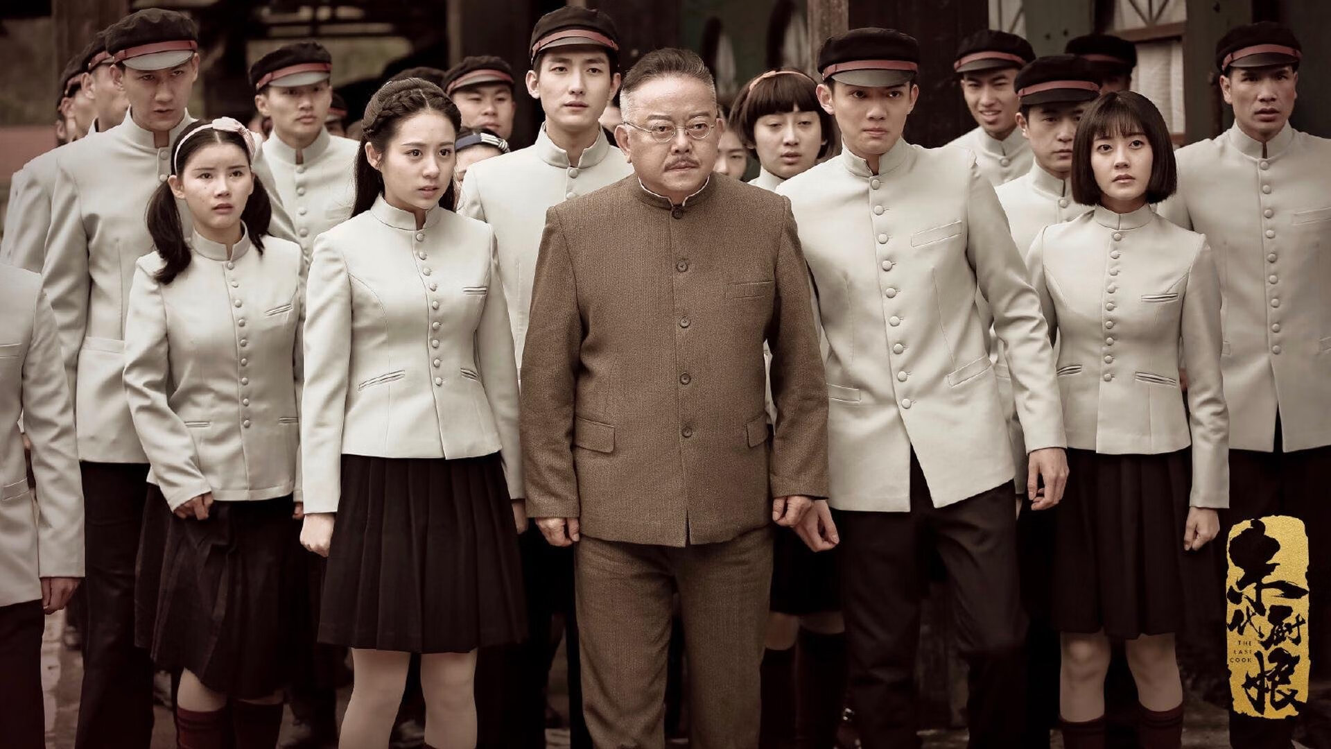 “青少年足球训练营引入多项创新技术，提升专业水平”，青少年足球训练营价格